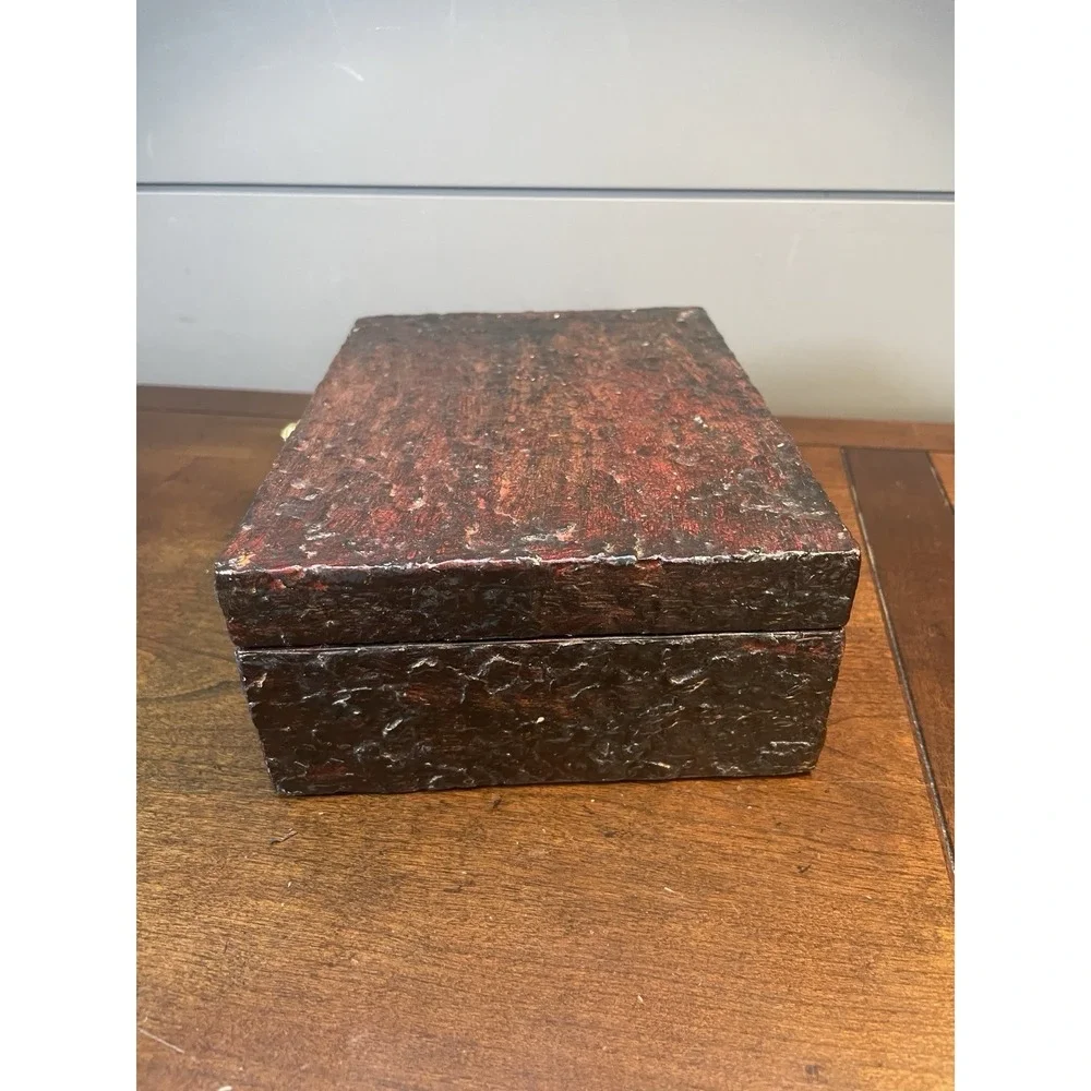 Vintage Antique Textured Lacquered Wood & Brass Jewelry Trinket Cigar Spell Box